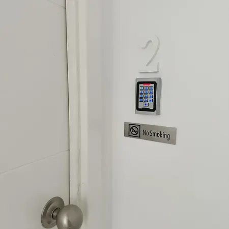 Cozy 2 Ac Near Metro