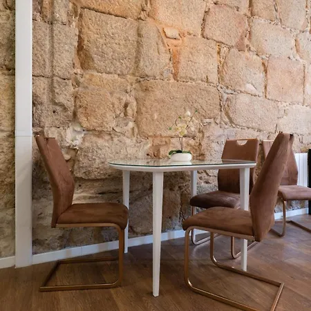 Charming Stone With Metro Ac In Appartamento *