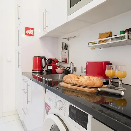 Appartamento Charming Stone With Metro Ac In