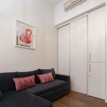 Charming Stone With Metro Ac In 포르투