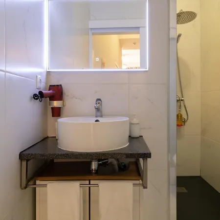 Charming Stone With Metro Ac In Appartamento *