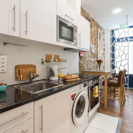 Charming Stone With Metro Ac In * Oporto