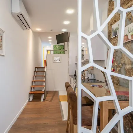 Appartamento Charming Stone With Metro Ac In