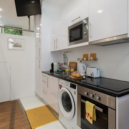 Charming Stone With Metro Ac In Appartamento Oporto