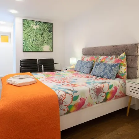 Charming Stone With Metro Ac In