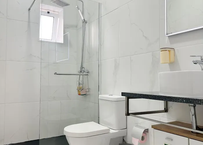 Lejlighed Cozy 2 Ac Near Metro Porto