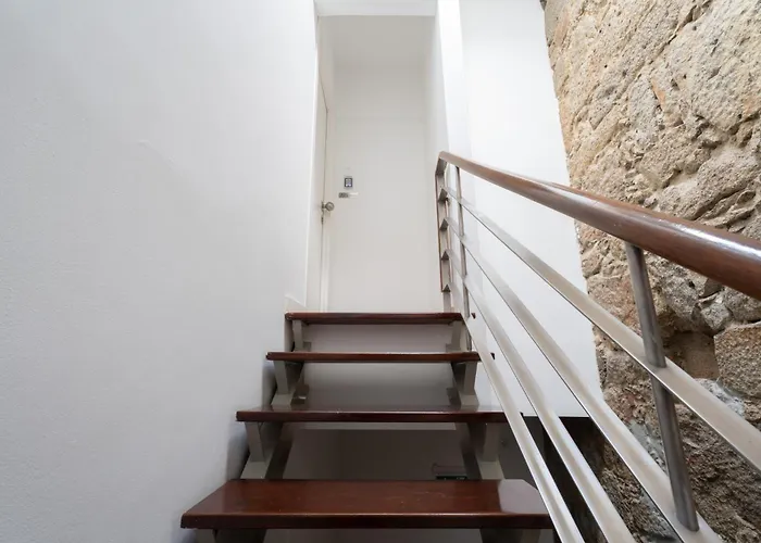 Cozy 2 Ac Near Metro *