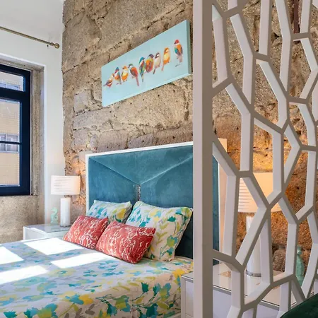 Charming Stone Wall Apt With Metro Ac In Central Porto Porto