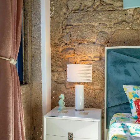 Charming Stone Wall Apt With Metro Ac In Central Porto Apartment Porto